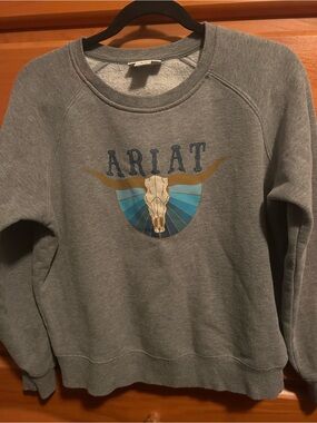Ariat Gray Crewneck Sweatshirt with Subtle Graphic